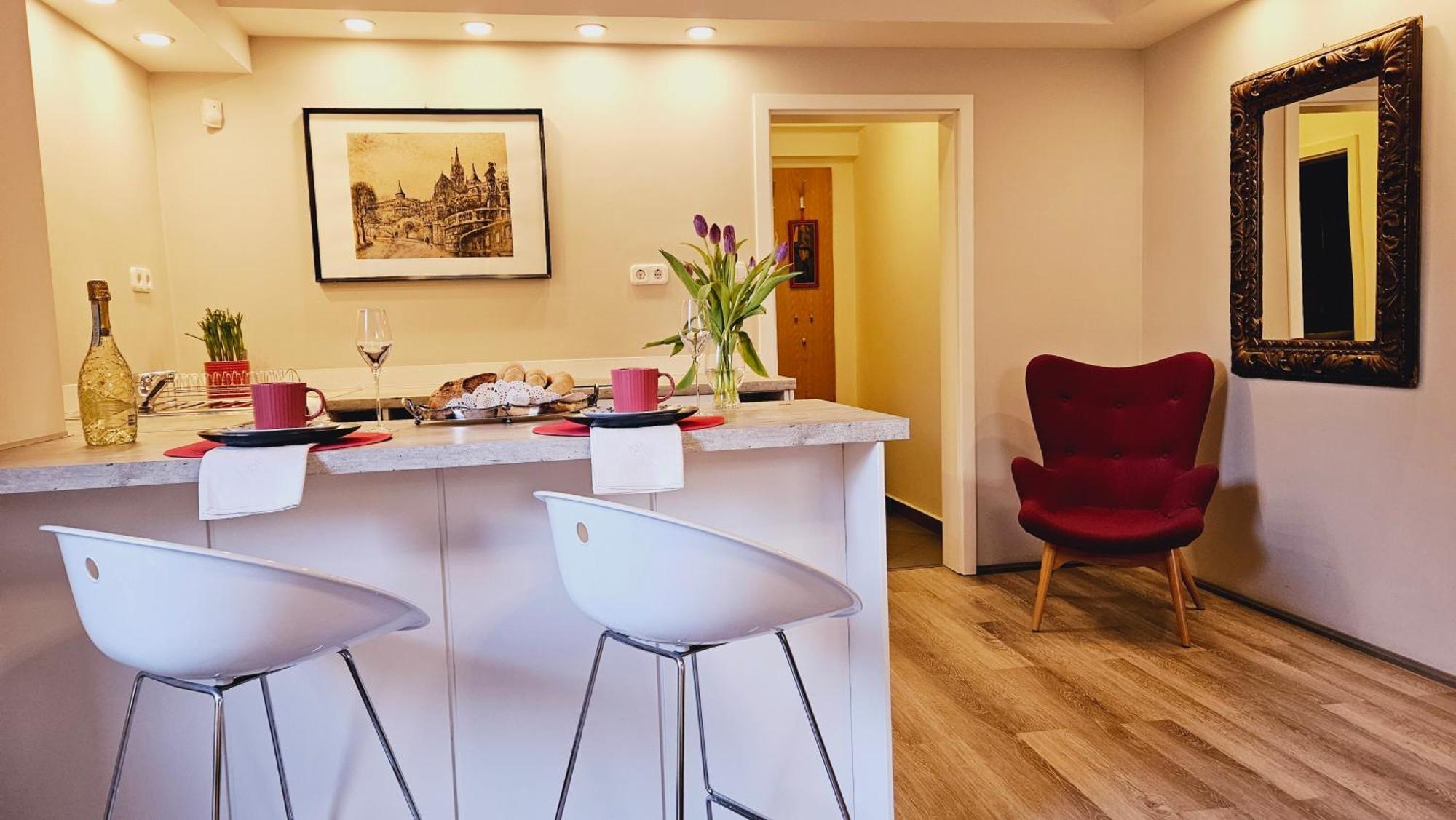 Budasmile Appartment At Buda Castle - Aircon & Free Parking Budapest Exteriör bild